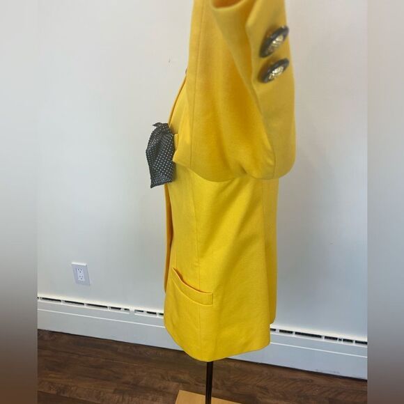 Vintage yellow and black buttoned woman’s blazer || Blazer  with shoulder pads - Picture 6 of 10